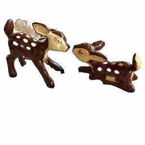 Vintage, Anthropomorphic Kissing Deer Salt & Pepper Shakers Kitsch